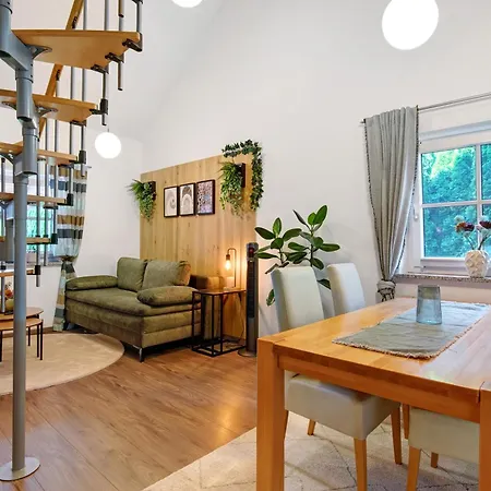 Galeriewohnung Vierseithof Διαμέρισμα
