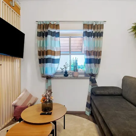 Galeriewohnung Vierseithof Διαμέρισμα *